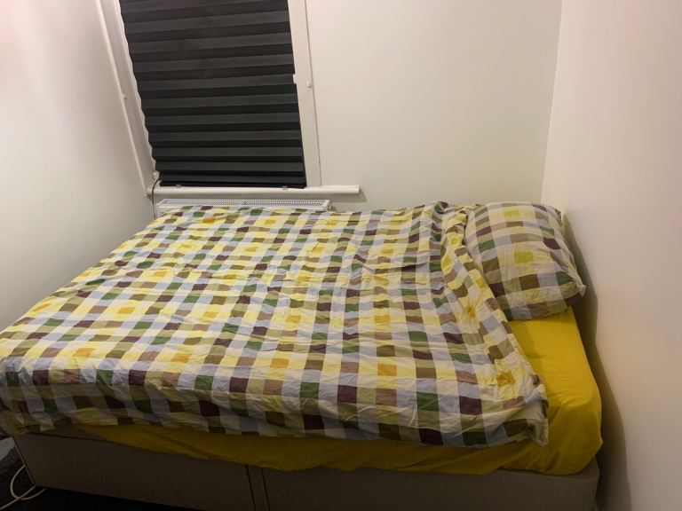 Double bed, bills included