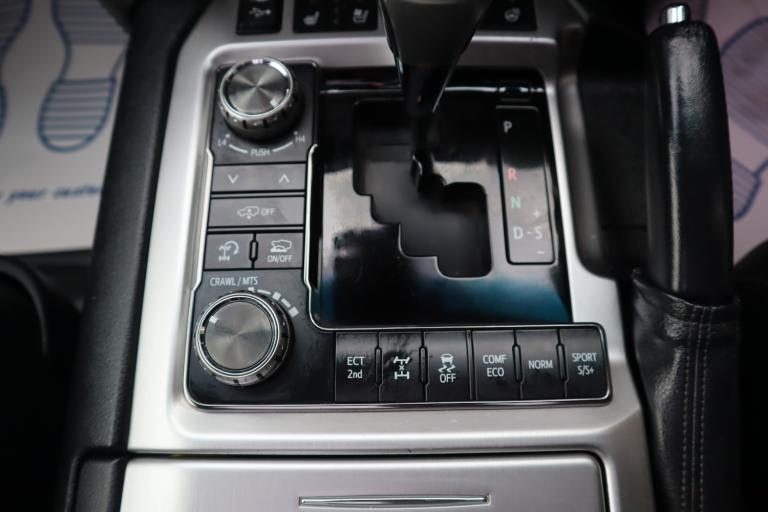 2015 Toyota Land Cruiser 4.6 V8 ZX AUTO WALD SPORTS LINE BLACK BISON 5DR  4x4 Petrol Automatic