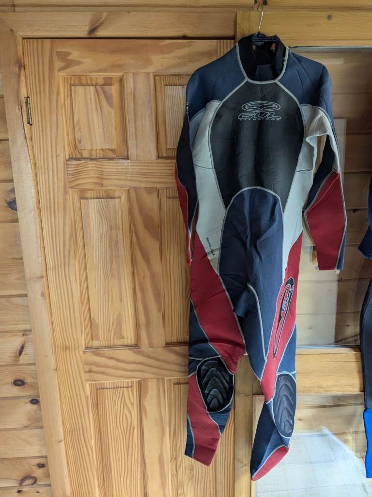 WETSUITS BRAND NEW