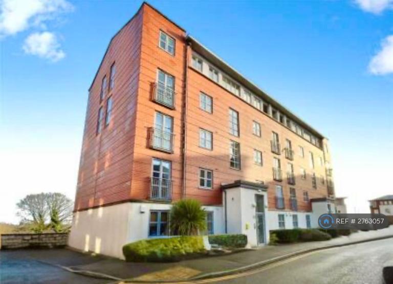 2 bedroom flat in Pasteur House, Nottingham, NG3 (2 bed) (#2763057)