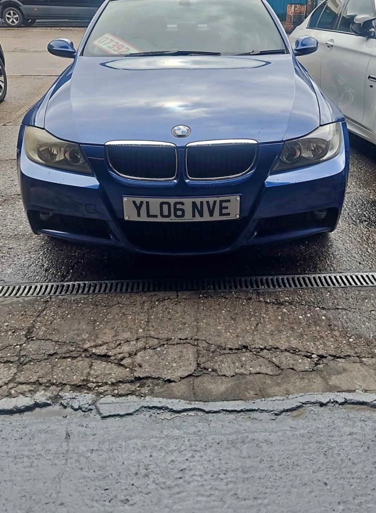 BMW, 3 SERIES, Saloon, 2006, Manual, 1995 (cc), 4 doors