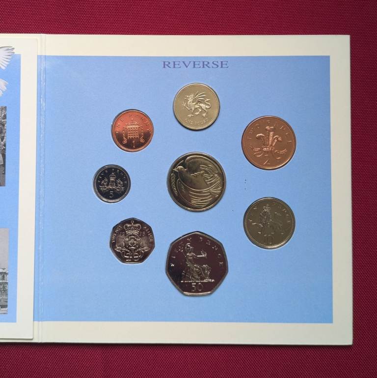 ♥NEW♥ 1995 Royal Mint PEACE DOVE £2 UNCIRCULATED coin year set