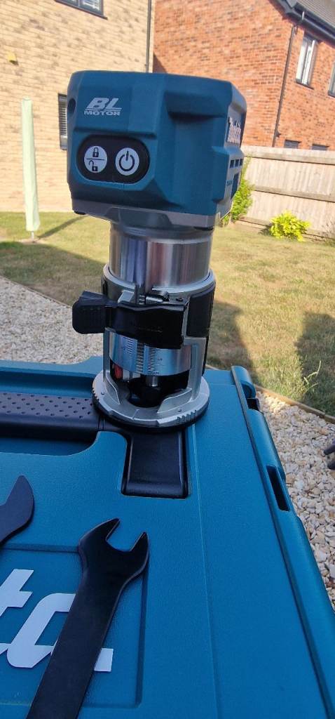 Makita 40V Router