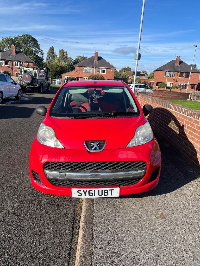 Peugeot, 107, Hatchback, 2011, Manual, 998 (cc), 3 doors