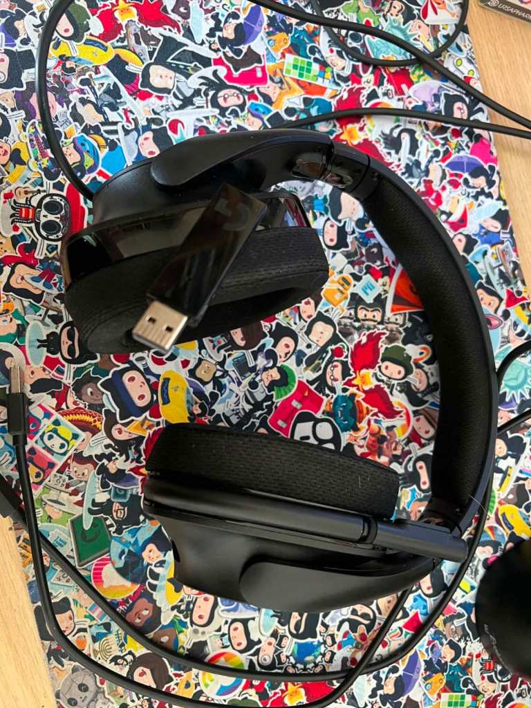 Logitech G533 Wireless 7.1 Surround Sound Gaming Headset + Original Receiver & Cable
