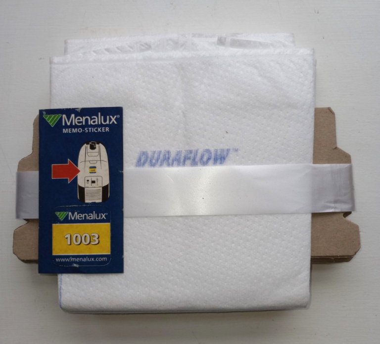 4 Menalux 1003 Duraflow Vacuum Cleaner Bags for AEG Vampyr  /  PRIVILEG / SINGER
