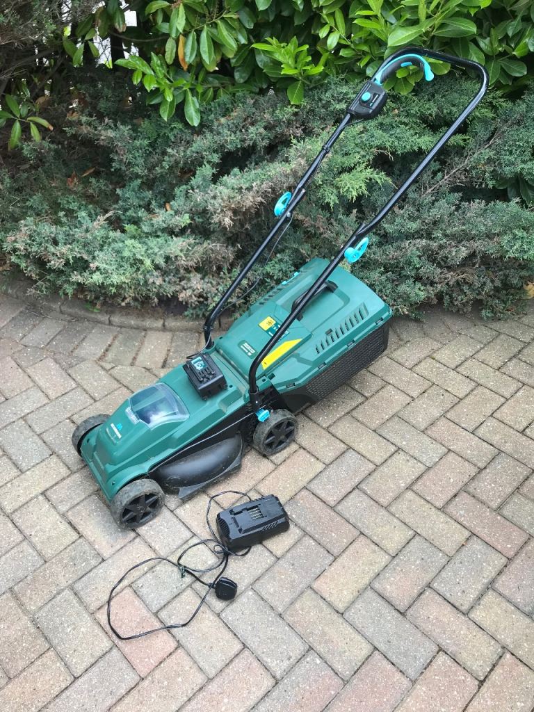 Lawnmower 