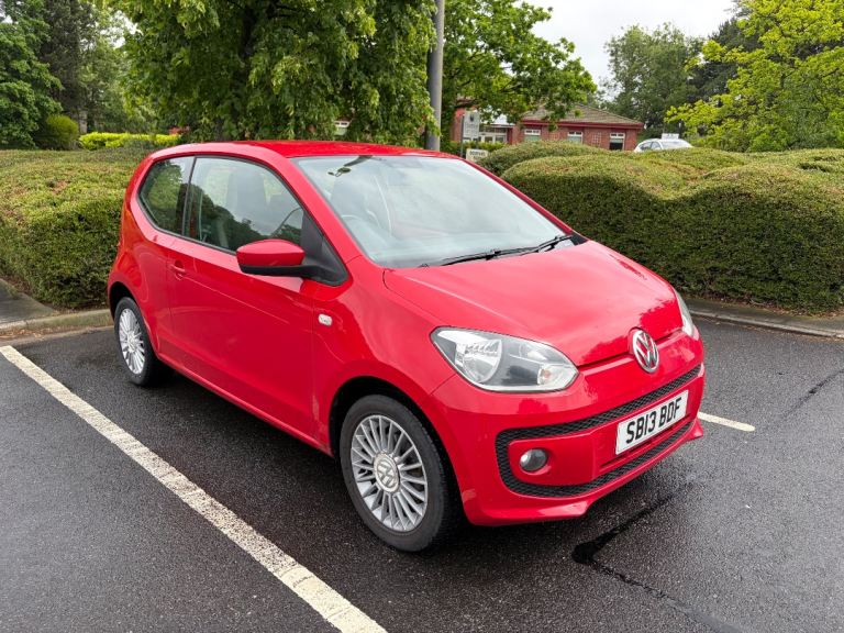 Volkswagen, UP, Hatchback, 2013, Manual, 999 (cc), 3 doors