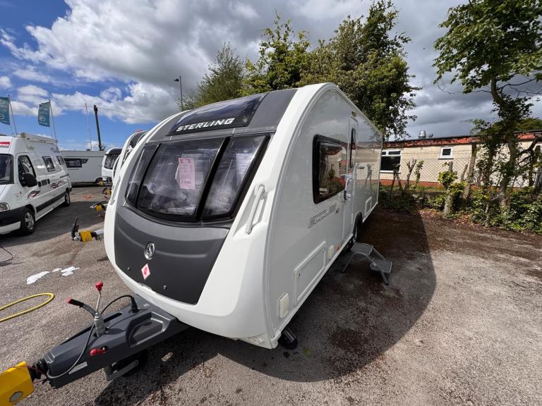 STERLING ECCLES QUARTZ 2014 MODEL 4 BERTH ISLAND BED TOURING CARAVAN