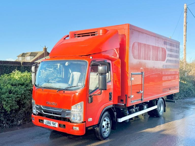 2017 ISUZU FORWARD N75.190 FRIDGE FREEZER BARN DOORS 3 SEATS 197,000 MILE EURO-6
