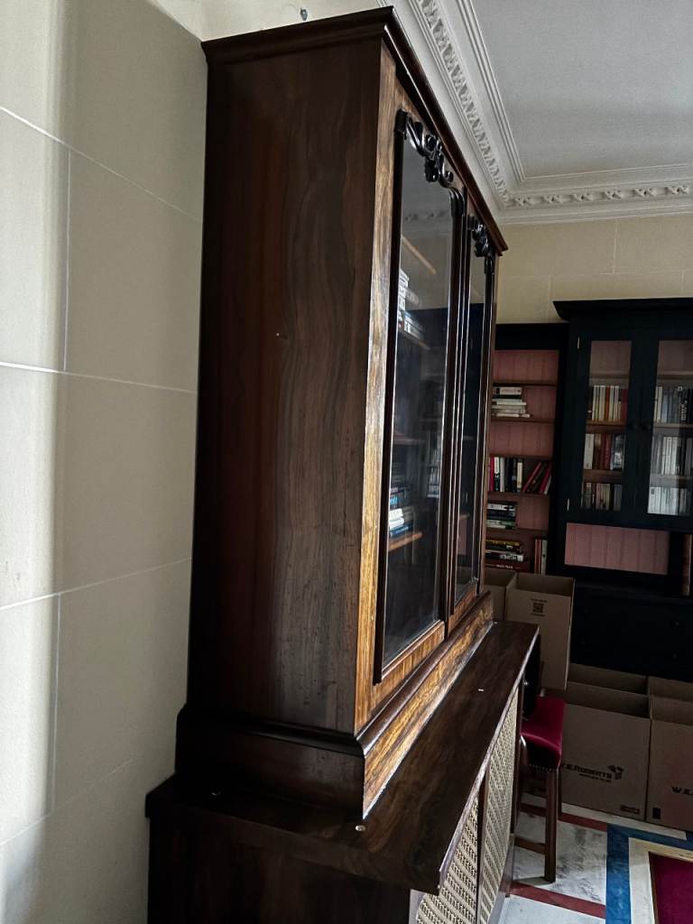 Edwardian mahogany glass fronted bookcase / display cabinet