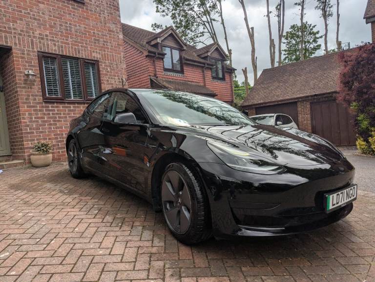 2021 Tesla Model 3 Standard Range Plus Auto RWD 4dr