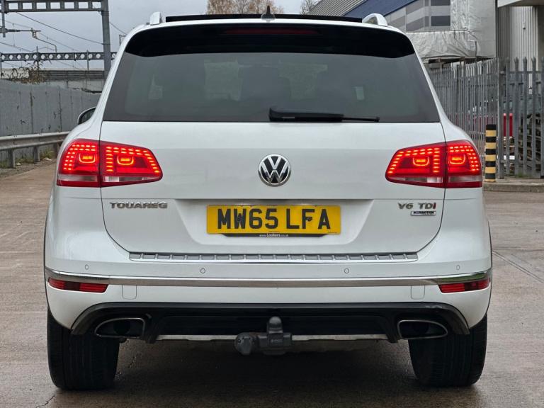 2015 Volkswagen Touareg 3.0 V6 TDI BlueMotion Tech 262 R-Line 5dr Tip Auto Euro 6 ESTATE Diesel A...