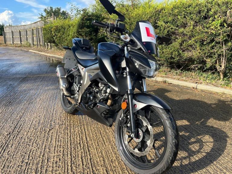  GSXS125 GSX S 125 ABS BLACK LEARNER LEGAL NAKED HPI CLEAR