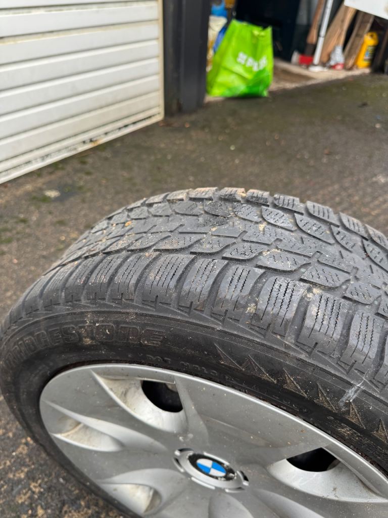 Wheels and Tyres 195/55R16 X 4. 