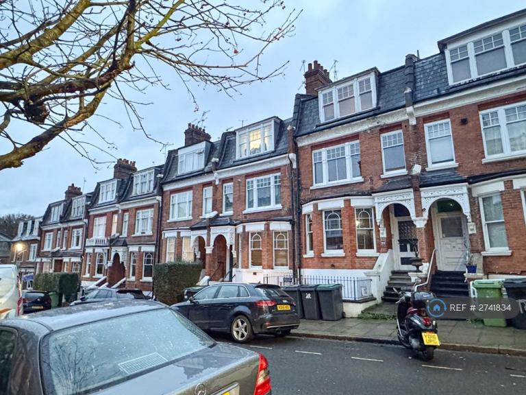 1 bedroom flat in Milton Avenue, London, N6 (1 bed) (#2741834)