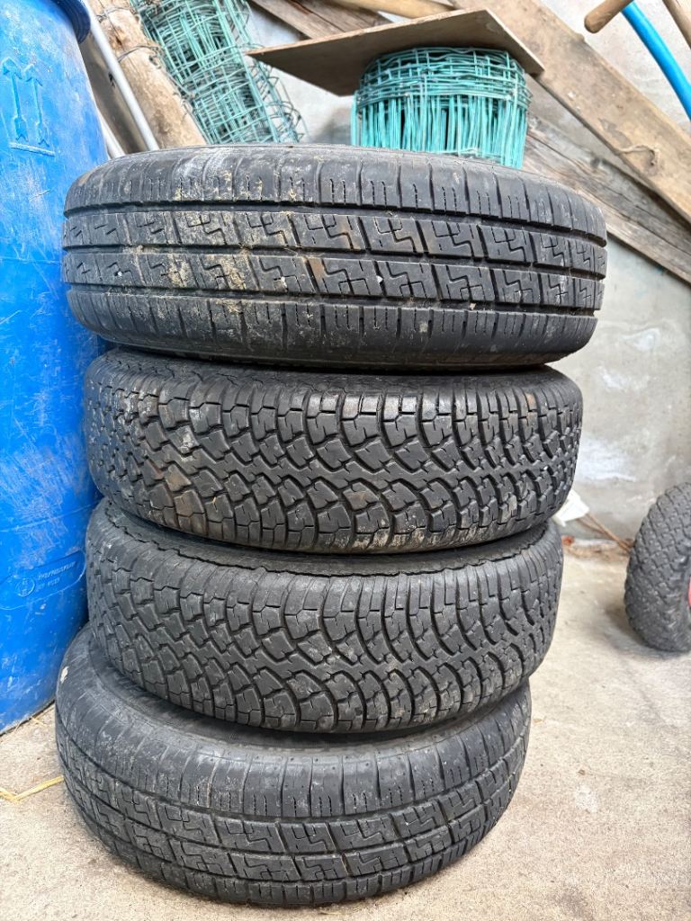 4 Mini car rims and tyres