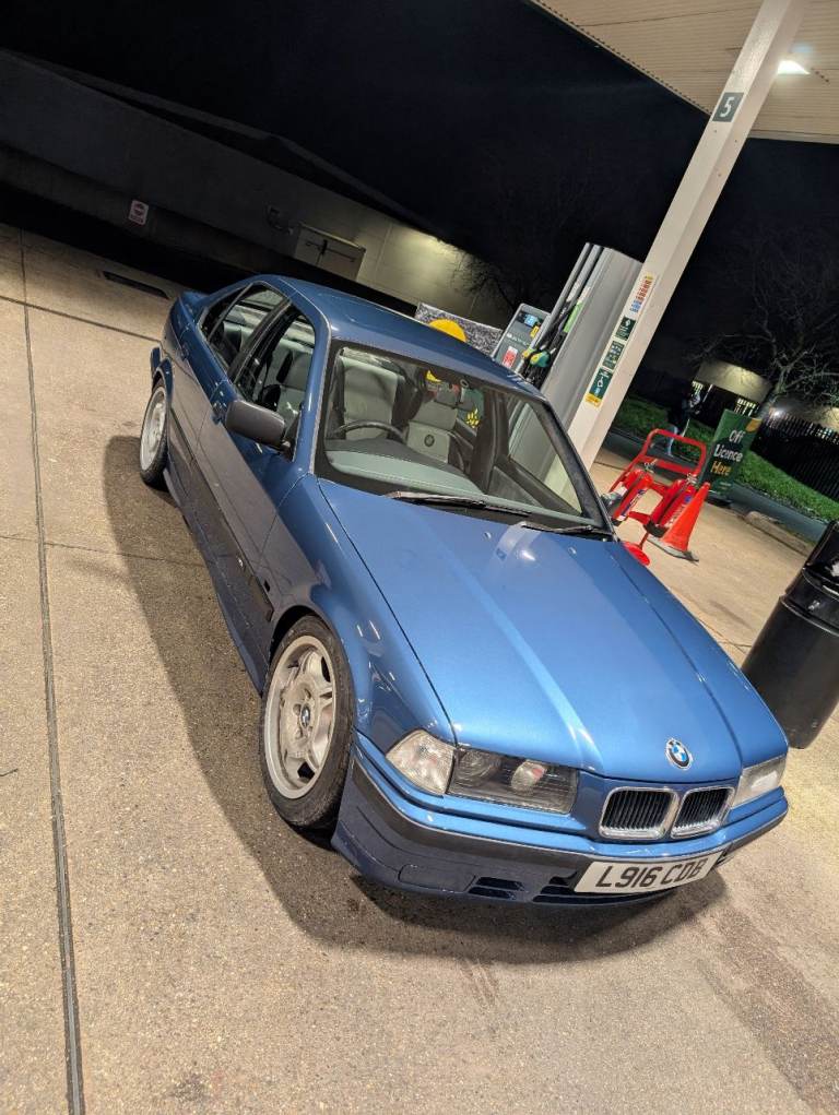 BMW, 3 SERIES, Saloon, 1993, Manual, 1796 (cc), 4 doors