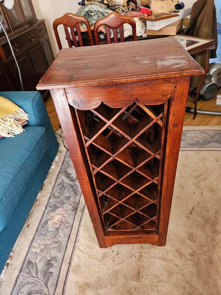 Wooden wine rack
