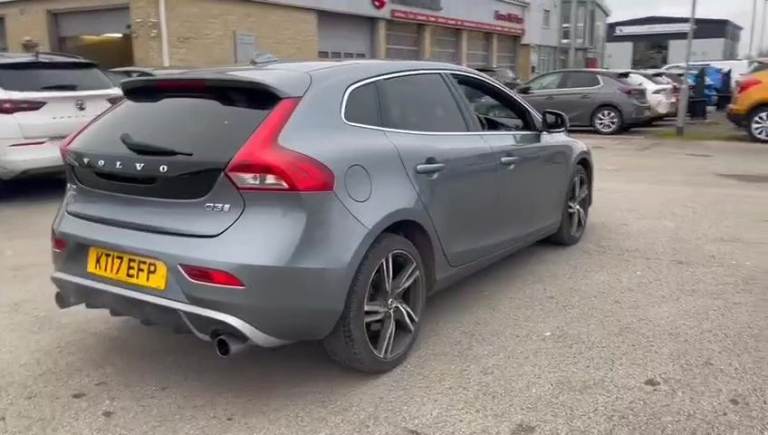 2017 Volvo V40 2.0 D3 R-Design Pro Hatchback