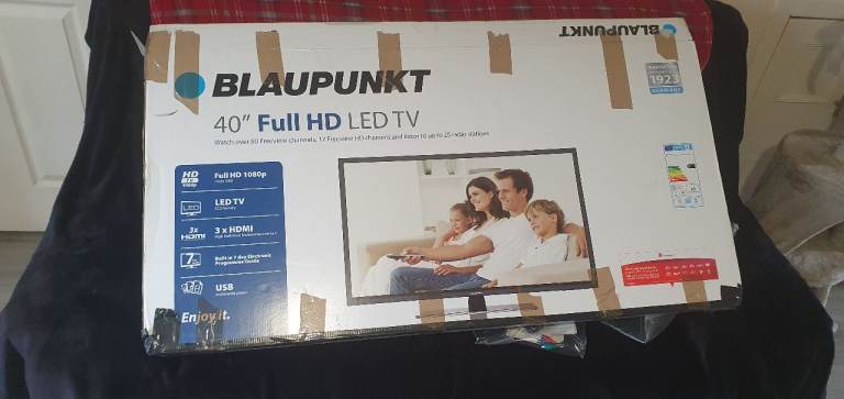 Blaupunkt 40" 1080p HD TV – Spares or Repairs – £30