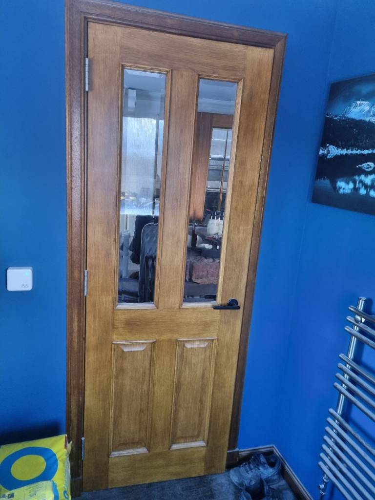 Oak veneer doors x3