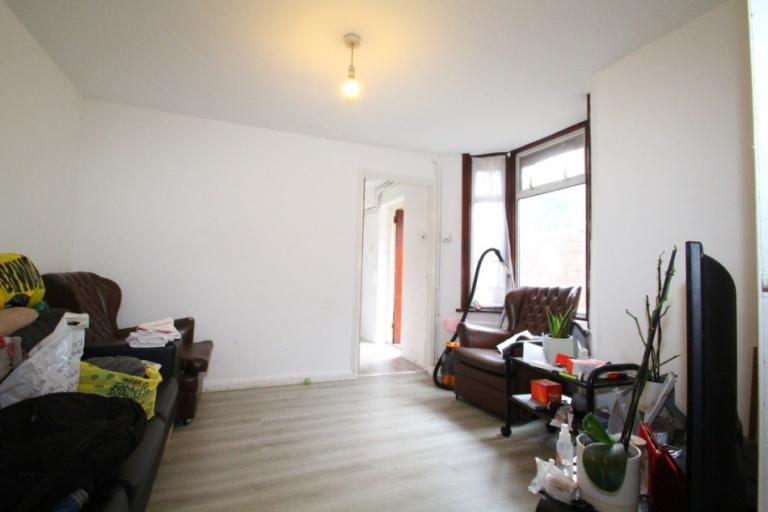 Chain free, Hane Estate Agents offer a Freehold investment arranged as 2 self contained flats