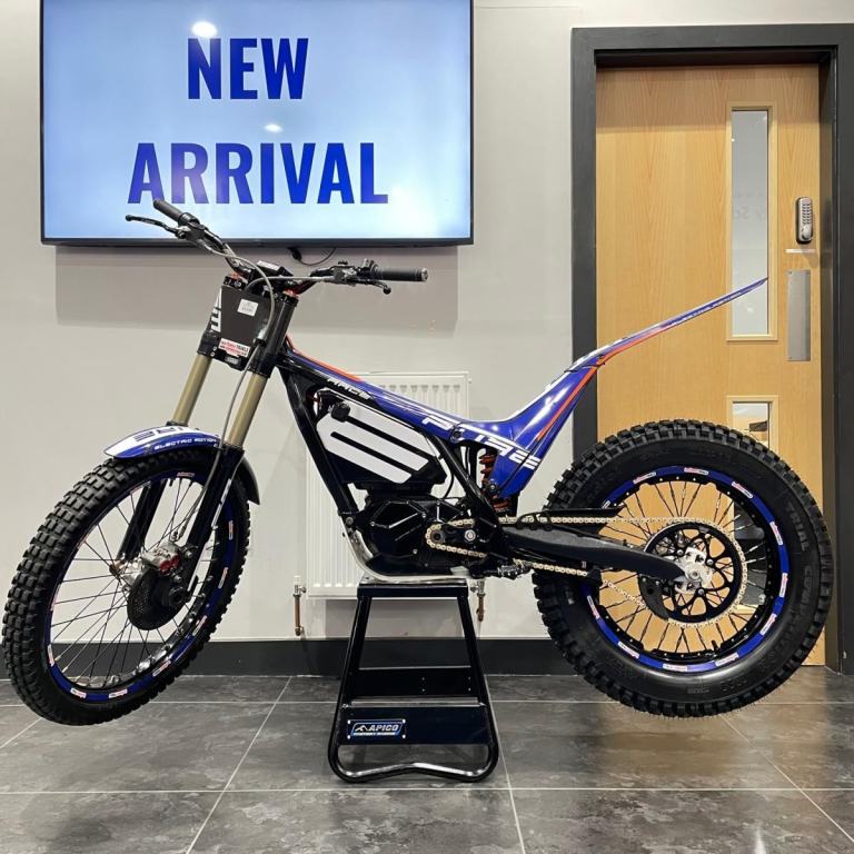 2021 EM EPURE RACE ** EXCELLENT CONDITION** USED ELECTRIC TRIALS BIKE