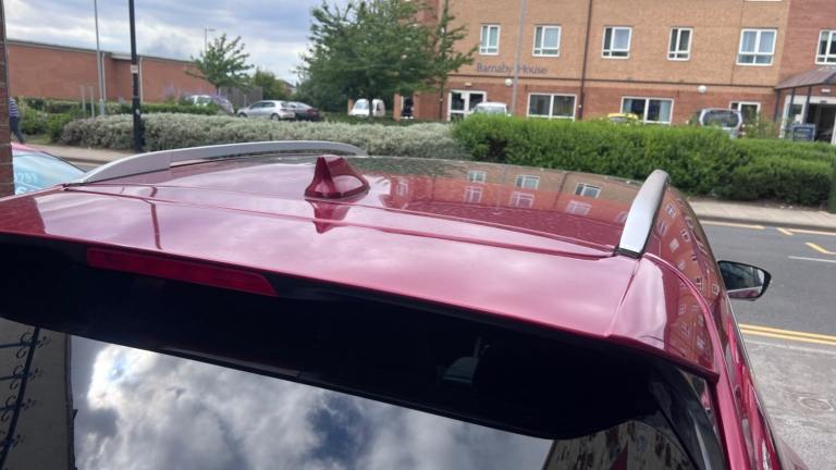 Nissan qashqai N1.5 dCi 115 N-Connecta 5dr 2 owners full Nissan history stunning