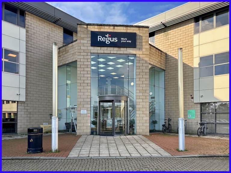 Birmingham - B90 8AG, 2 Desk serviced office to rent at Blythe Valley Park