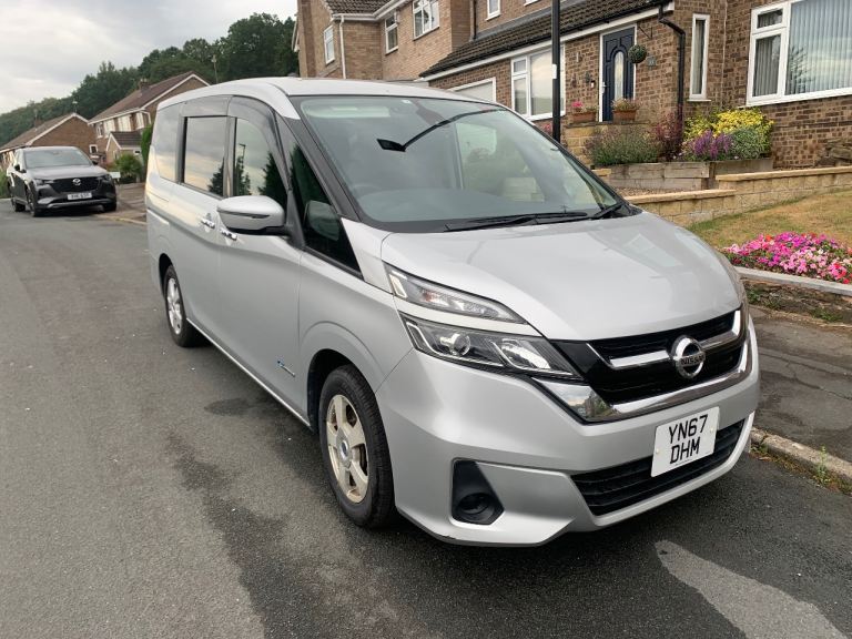 Nissan Serena mild hybrid Nissan, 2017, 1990 (cc)