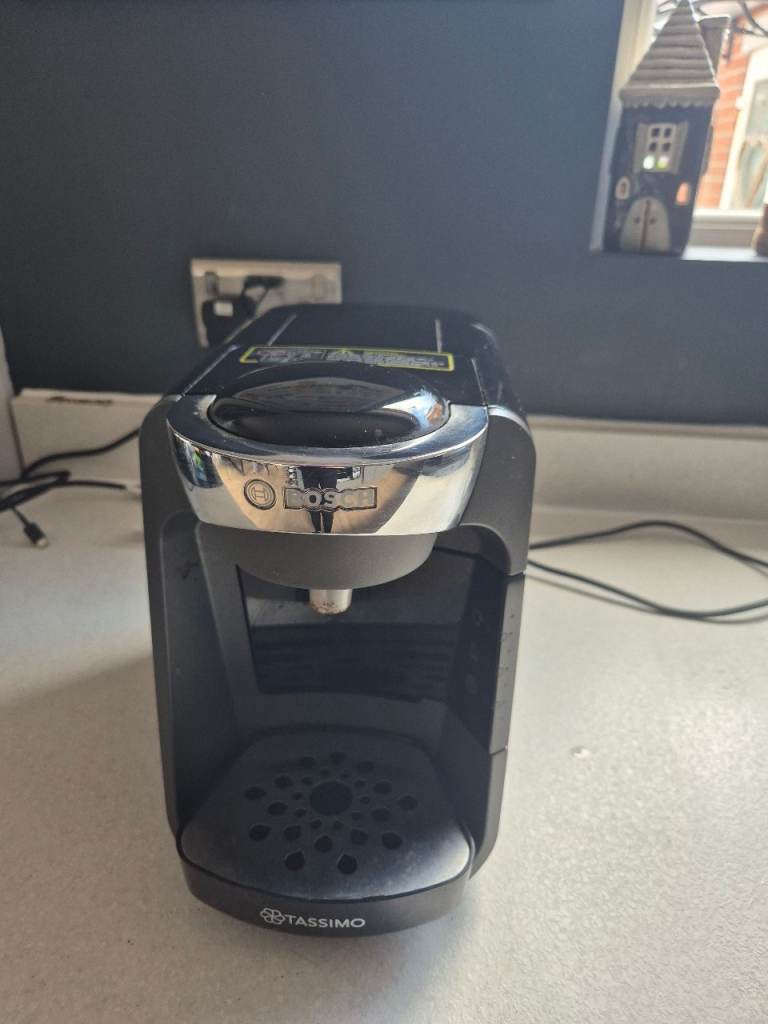 Bosch TASSIMO Coffee Machine – Black, Good Condition