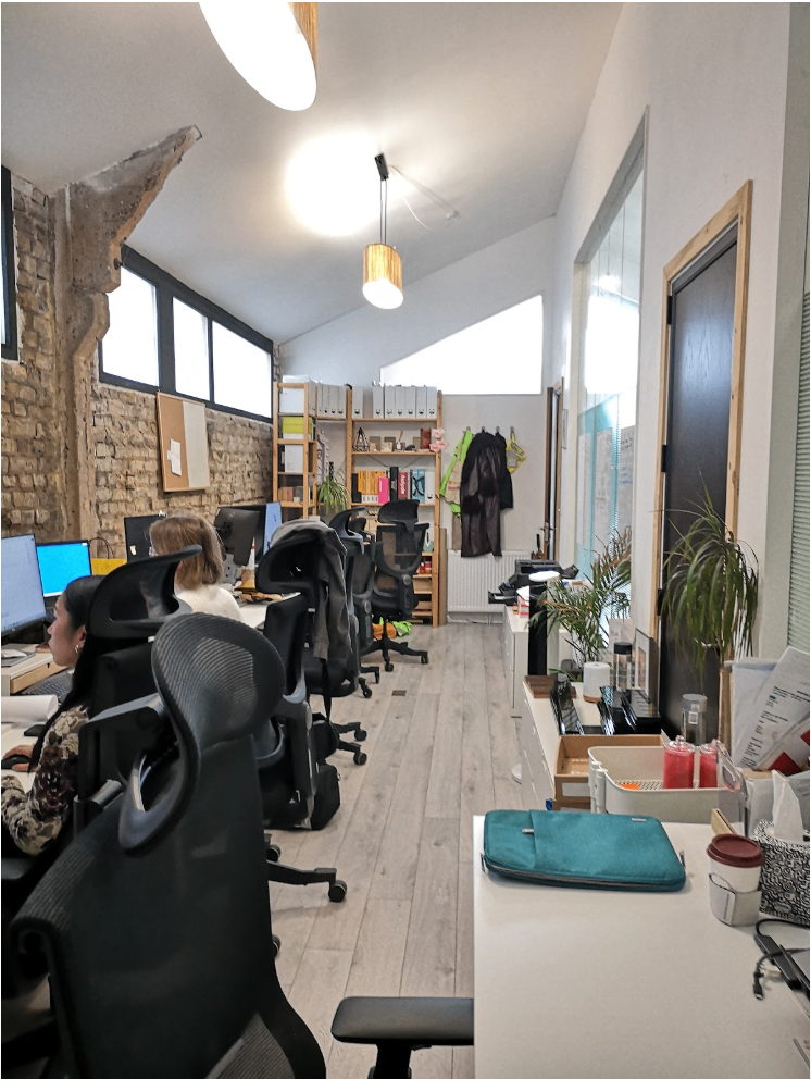 Office Studio for 3 to 4 desks to Rent Docklands, Limehouse