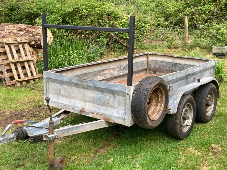 8ft x 4ft 2.7 ton plant trailer