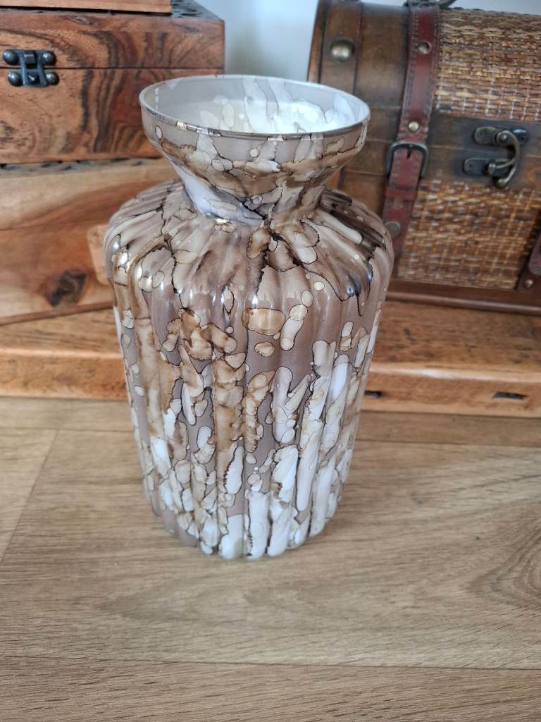 Unique Brown Gold & White Patterned Glass Vase