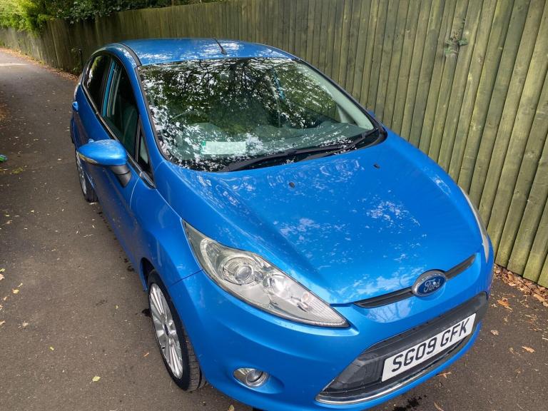 2009 Ford Fiesta 1.4 Titanium 5dr HATCHBACK Petrol Manual