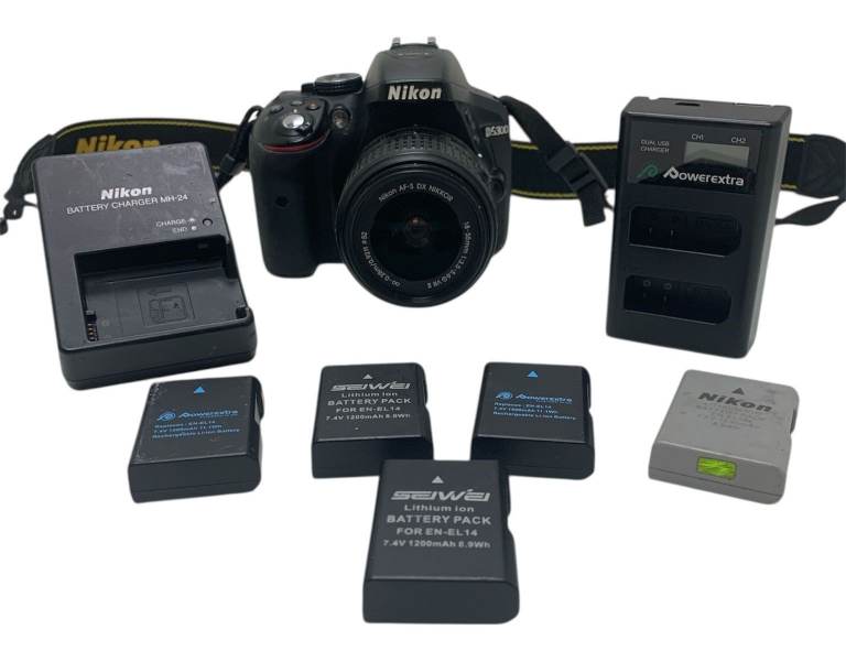 Nikon D5300 Camera with lens 