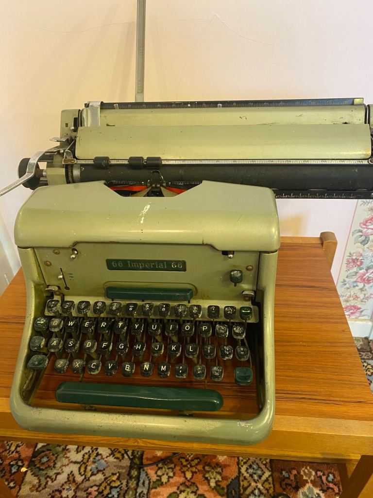 Vintage Imperial 66 Typewriter 