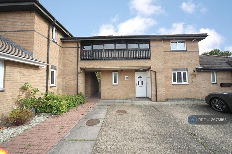 2 bedroom flat in Specklands, Loughton, Milton Keynes, MK5 (2 bed) (#2673665)