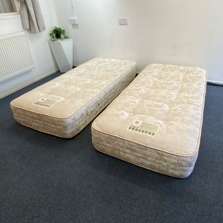 Quality Zip & Link Twin Split Mattresses