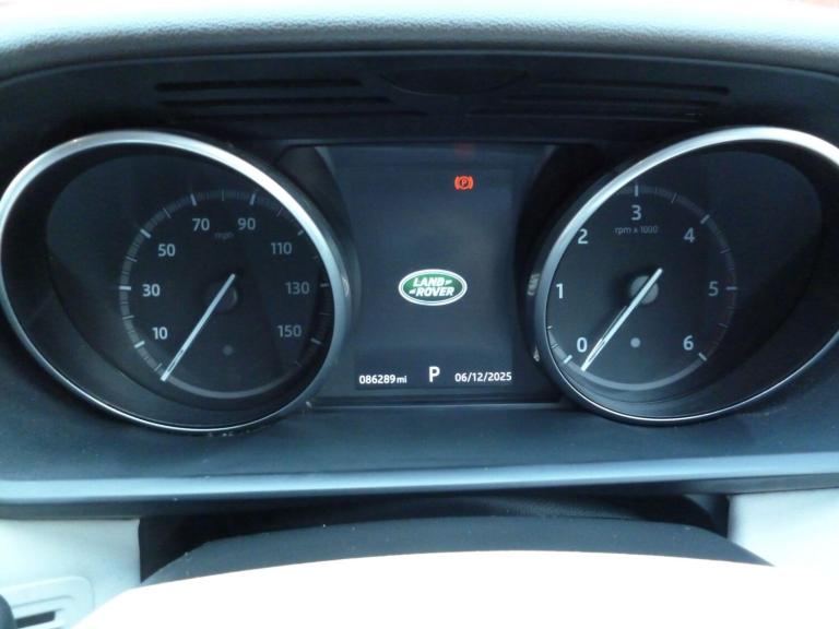 2017 Land Rover Discovery 3.0 TD V6 HSE Auto 4WD Euro 6 (s/s) 5dr ESTATE Diesel Automatic