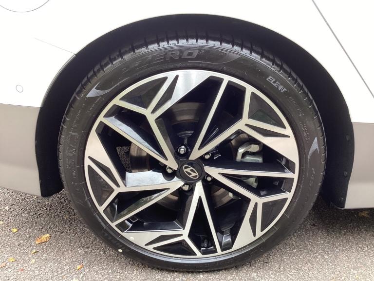 2025 Hyundai IONIQ 6 168kW Ultimate 77kWh 4dr Auto Saloon Electric Automatic