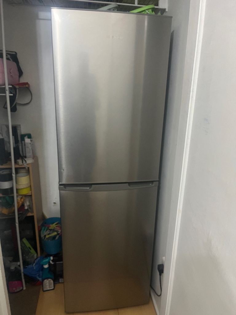 ***SOLD***Freestanding Kenwood Fridge and freezer 
