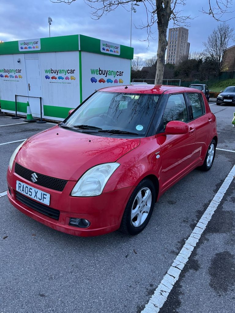 Automatic Suzuki, SWIFT, Hatchback, 2005, 1490 (cc), 5 doors