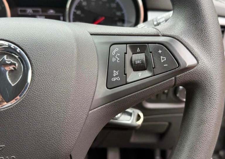 2017 Vauxhall Astra 1.4T 16V 125 Design 5dr HATCHBACK PETROL Manual