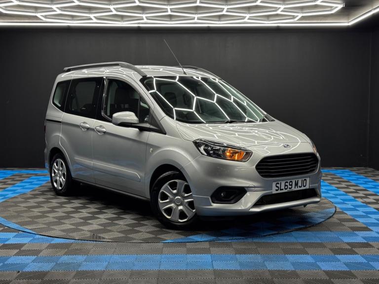 2019 Ford Tourneo Courier 1.0 EcoBoost Zetec 5dr MPV PETROL Manual