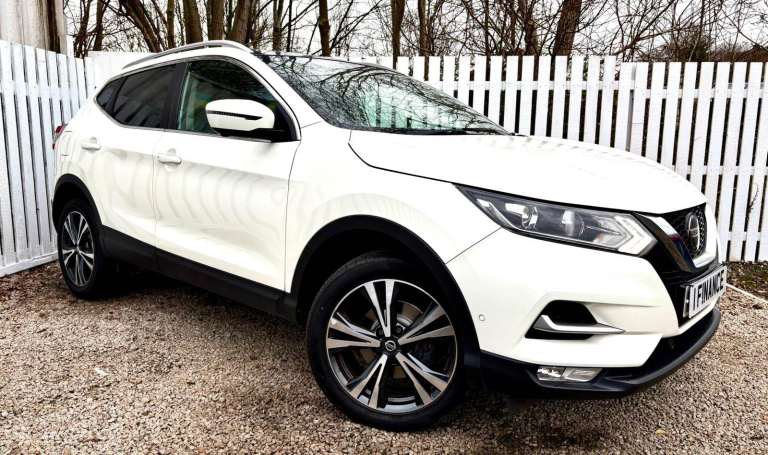 CAN'T GET CREDIT? CALL US! Nissan Qashqai 1.3 DIG-T N-Connecta, 2019 - £249 DEPOSIT, £86 PER WEEK