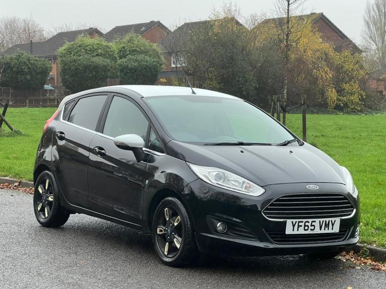 2016 Ford Fiesta 1.25 82 Zetec Black 5dr HATCHBACK PETROL Manual