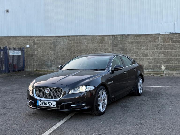 2014 Jaguar XJ 3.0d V6 Premium Luxury 4dr Auto [8] SALOON Diesel Automatic