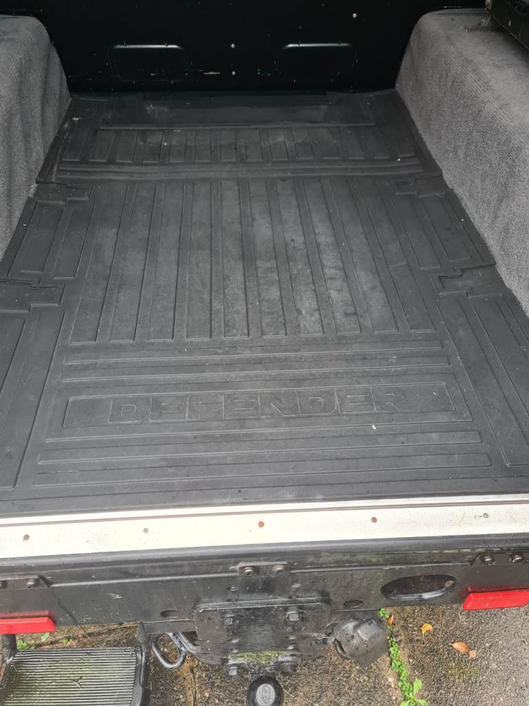 Land Rover Defender rear rubber mat